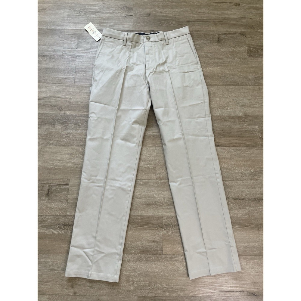 NWT Dockers Mens Signature Khaki Classic Fit Pants Pleated Size 34x34 Beige